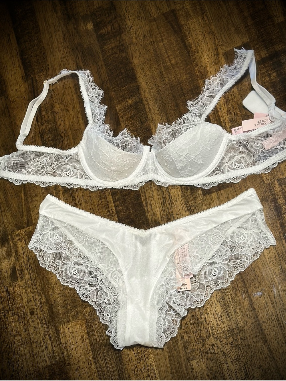 Victoria's Secret Balconette Bra & Panties Set 34a / Medium